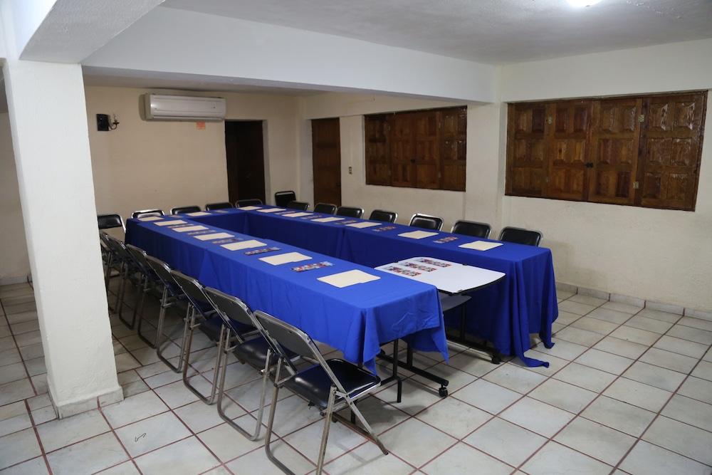 Hotel Hacienda Maria Eugenia Акапулко Екстериор снимка