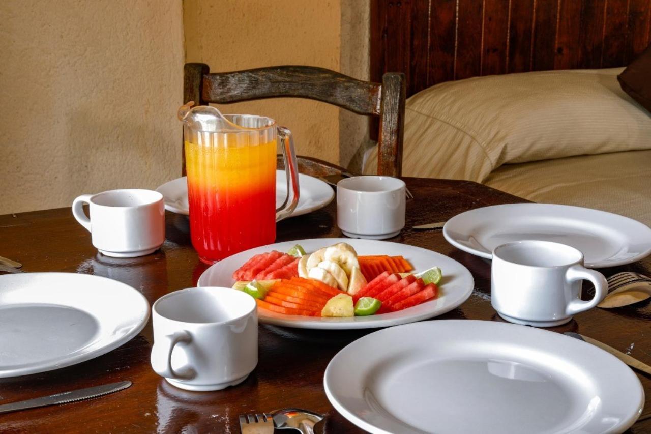 Hotel Hacienda Maria Eugenia Акапулко Екстериор снимка